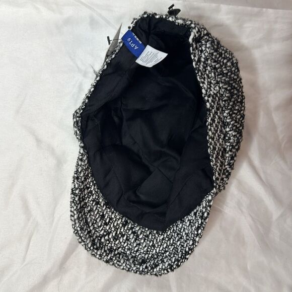 Apt. 9 Herringbone Newsboy Tweed Cap. NWT. - Picture 4 of 8